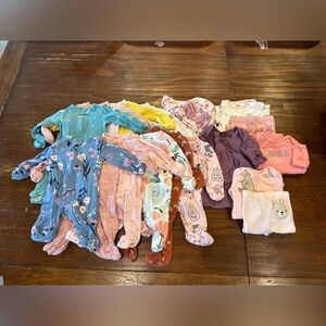 Lot of NEWBORN gently used clothes